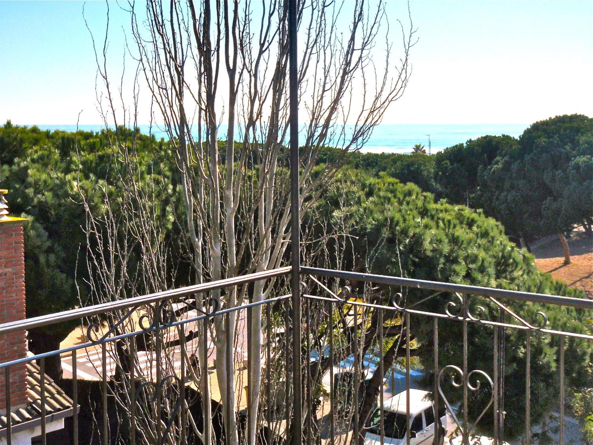 Hotel Rodsan Suizo Castelldefels Eksteriør bilde