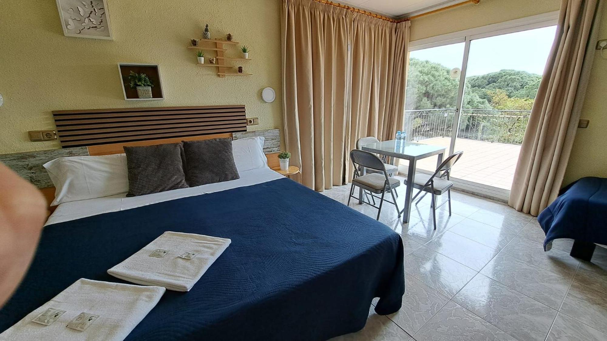 Hotel Rodsan Suizo Castelldefels Eksteriør bilde