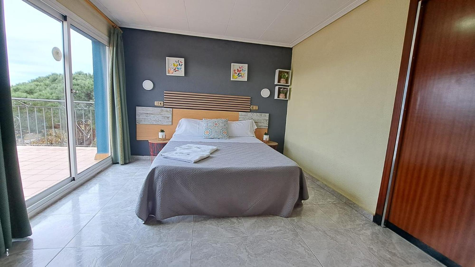 Hotel Rodsan Suizo Castelldefels Eksteriør bilde